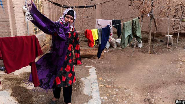 Afghan pregnant situation (1)