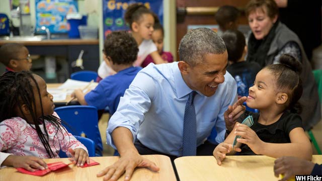 Obama-with-kids