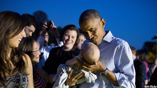 Obama-with-kids73