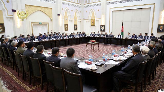 نشست رییس جمهوری افغانستان با مسوولان گمرکات و مستوفیت های این کشور