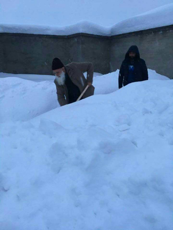 Snowfall in Afghanistan welcomed by people (9)