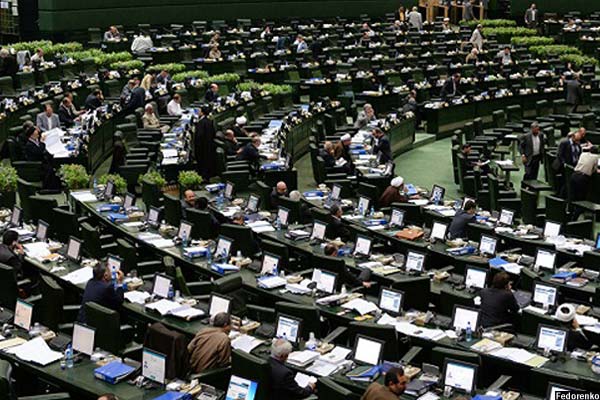 نمای درونی از مجلس ایران