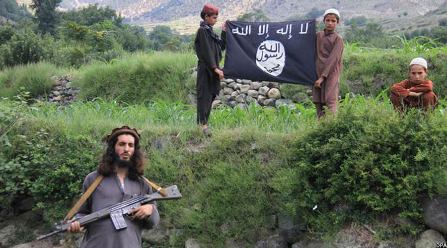 گروه داعش در ولایت های کنر و نورستان به کودکان آموزش نظامی می دهند