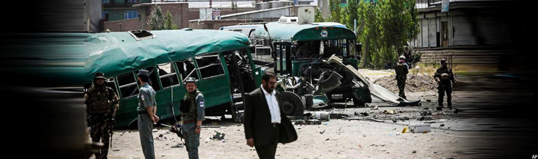 به پیشواز عید فطر، حملات انتحاری جان 30 سرباز پولیس را گرفت