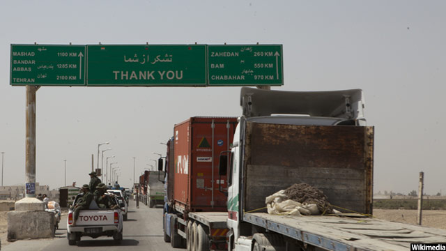 کاروان تجاری افغانستان در مرز ایران