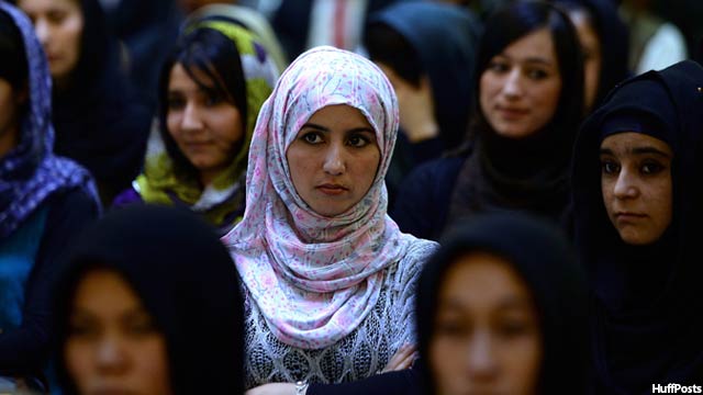 بر اساس آمارِ اداره ملی احصائیه و معلومات، مجموع نفوس افغانستان در سال 1398، حدود 32.2 میلیون نفر برآورد شده که حدود ۸.۱۵ میلیون نفر آن زن هستند