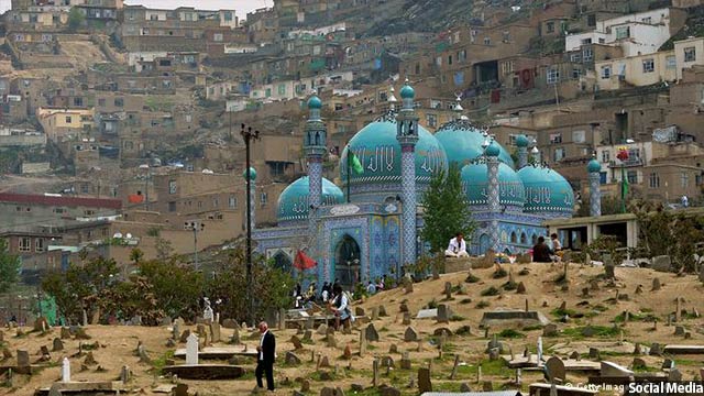 زیارت‌گاه سخی کابل، مدتی قبل مورد حمله تروریستی قرارگرفته‌بود