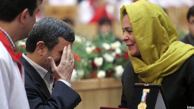 فاطمه گیلانی در سال 2014 برنده جایزه صلح ایران شد
