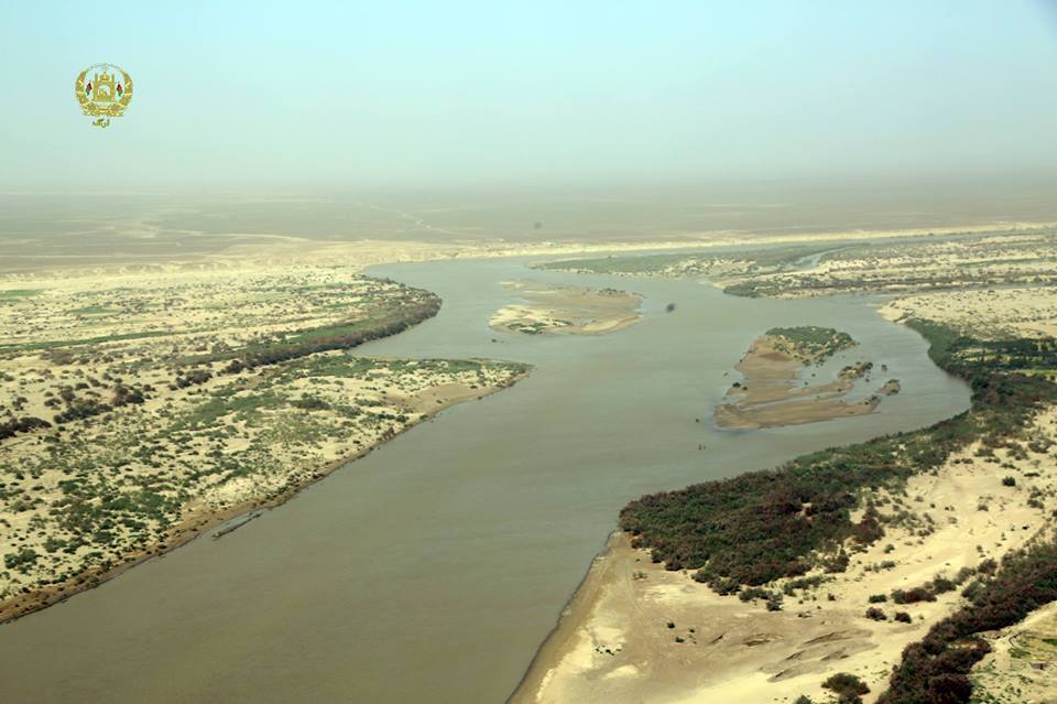 براساس گفته‌های مقام‌های وزارت انرژی و آب افغانستان، ایران در هرثانیه ۲۶ متر مکعب آب از دریای هلمند می‌گیرد