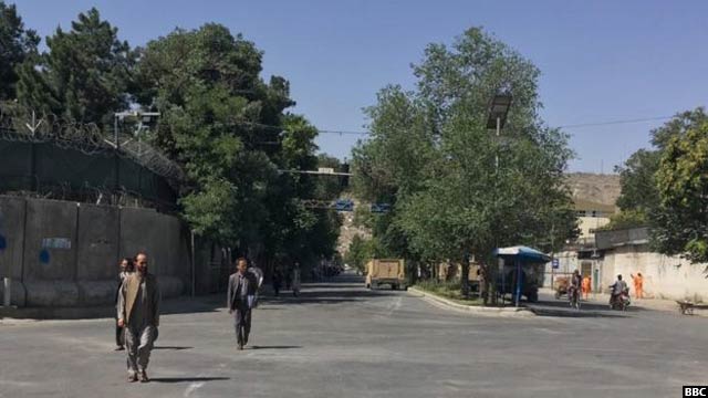 جنبش رستاخیز تغییر مدعی شده اند که نیروهای امنیتی افغان در حمله شب گذشته 11 تن از معترضان را دستگیر کرده اند