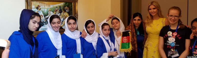 از هرات تا واشنگتن؛ 12 حاشیه‌ی خواندنی از خبرسازی دختران روبات‌ساز افغان