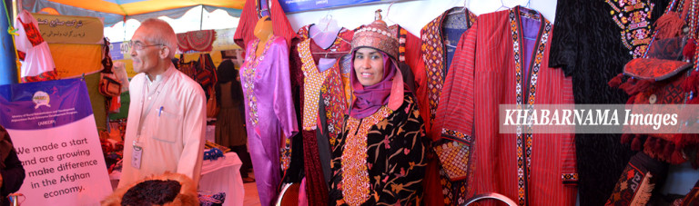 بازرگانان روستا؛ روایتی از هنرآفرینی زنان روستایی در پایتخت افغانستان