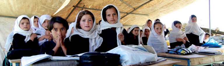 به دلیل افزایش گرما؛ وزارت معارف افغانستان دروس مکتب‌ها را به مدت 10 روز تعطیل کرد