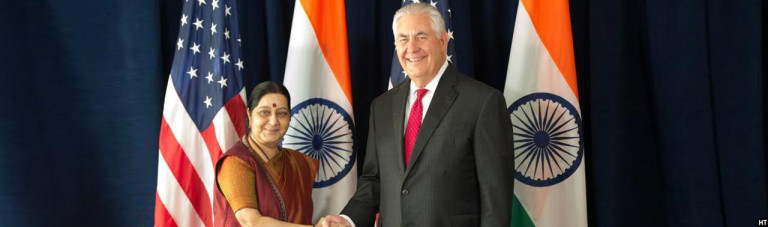 وزرای خارجه آمریکا و هند؛ افزایش فشار بر پاکستان برای مقابله با گروه‌های تروریستی