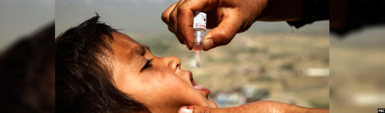 مبارزه با بیماری فلج اطفال در سایه جنگ و ناامنی در افغانستان