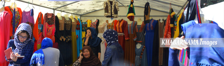 روایت تصویری؛ برگزاری نمایشگاه صنایع‌دستی زنان افغانستان در دانشگاه کابل