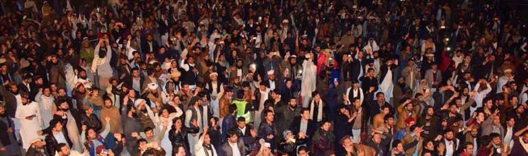 حمایت غنی از تحصن پشتون ها در اسلام آباد؛ از سرگیری داعیه پشتونستان یا خون بیشتر بر دستان کابلیان؟