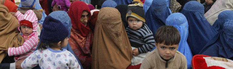 آغاز روند بازگشت مهاجران از پاکستان؛ بیش از یک میلیون افغان به خانه بر می‌گردند