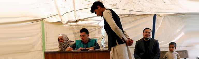 انتخابات ریاست جمهوری افغانستان؛ ثبت نام تقویتی چگونه سپری می شود؟