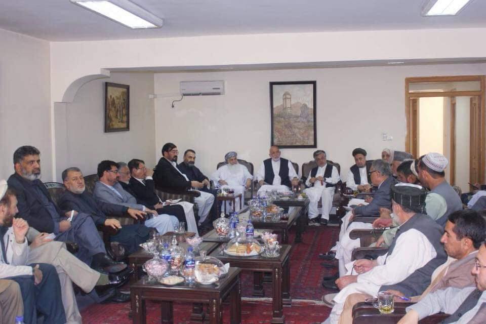 ahzab representatives met karzai