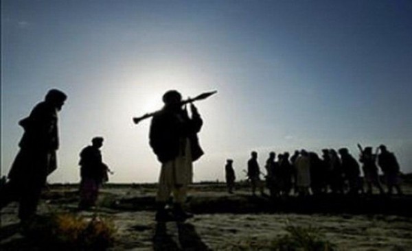 گزارش ها می رساند که نام‌های اعضای گروه طالبان به‌گونۀ موقتی برای مدت نُه ماه از این فهرست خارج شده تا روند صلح را تسهیل کند