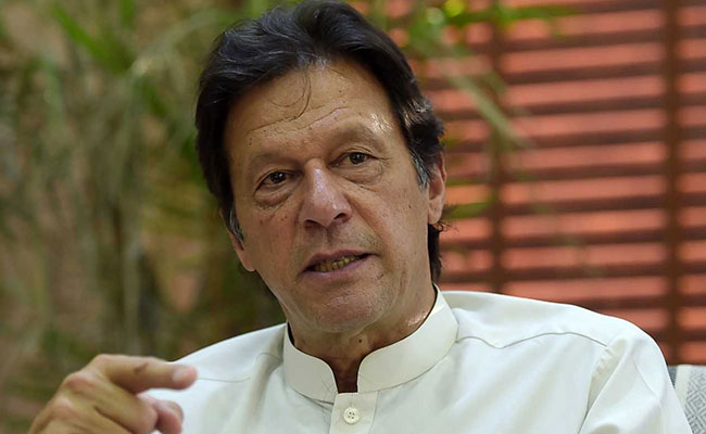 رسانه‌های پاکستان گزارش دادند که عمران خان، نخست وزیر پاکستان برای تامین صلح در افغانستان بر "ایجاد حکومت موقت" تاکید کرده است