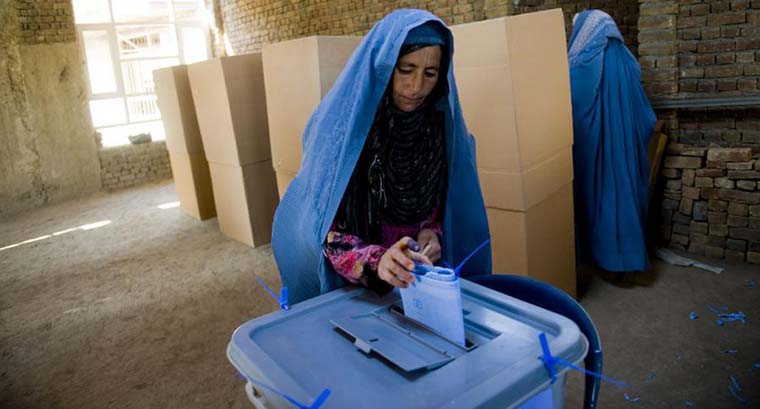 ولایت قندهار با 174 مرکز رای‌دهی و 1584 محل رای دهی آماده مشارکت حدود 500 هزار نفر رای دهنده در 6 میزان می‌باشد