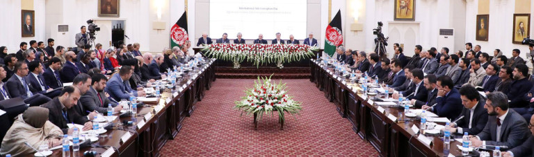 کاهش 14 درصدی فساد در افغانستان؛ دیدبان شفافیت می‌گوید که قضا، معارف و دادستانی «فاسدترین» اداره‌های حکومتی اند