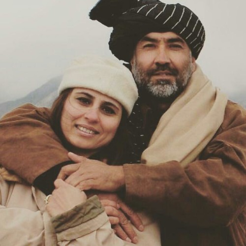 فرود در فرودگاه کابل و دیدار با پدر پس از مدت ها فاصله و دوری دقیقا یک دهه قبل زندگی مریم را زیرو رو کرد