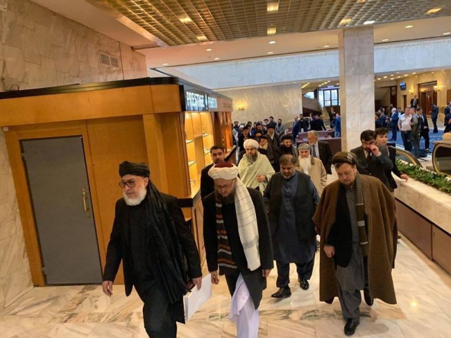 اولین دور از مذاکرات بین افغان ها با شرکت هیئت شورای عالی صلح افغانستان، درتاریخ 18 عقرب سال   1397( 9 نوامبر 2018 )در مسکو دایر گردید