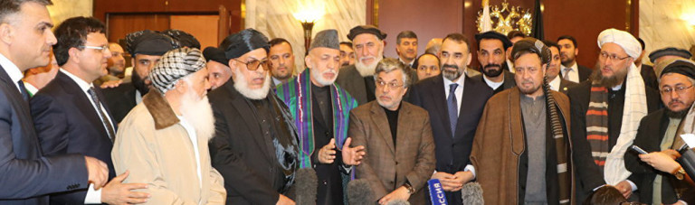 آخرین تحولات صلح؛ از سریال تحریم های جرگه مشورتی صلح تا واکنش‌ها به فهرست 250 نفری هیئت حکومت افغانستان