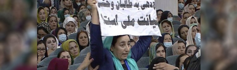 حاشیه ای فراتر از متن جرگه مشورتی صلح؛ درخواست های گسترده برای رسیدگی به ضرب و شتم یک عضو مجلس نمایندگان افغانستان