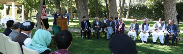 هیئت مذاکره کننده حکومت: آتش بس اولویت مذاکرات بین الافغانی است