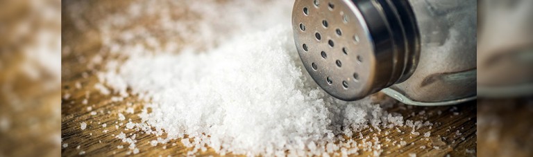 با مصرف نمک زیاد این اتفاقات در بدن تان رخ می دهد