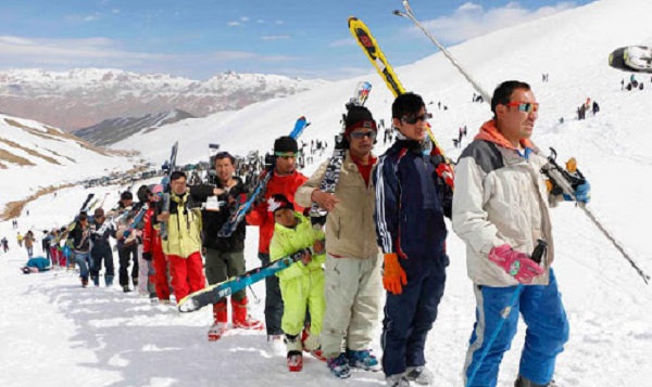 در حال حاضر هر سال زمستان، ورزشکاران برای شرکت در مسابقات اسکی، هاکی روی یخ به این ولایت سفر می‌کنند. 