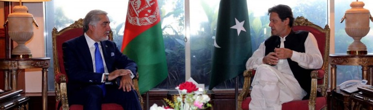 عمران خان در دیدار با عبدالله عبدالله؛‌ بدترین سناریو برای مردم افغانستان تداوم جنگ است
