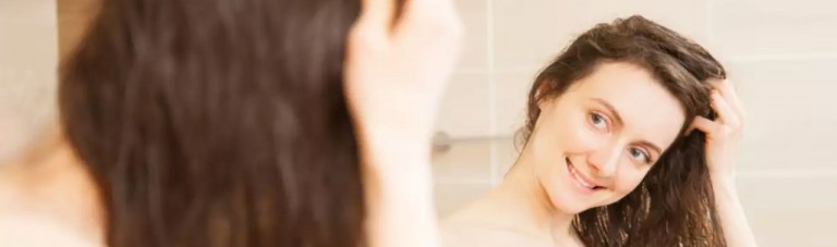 ۶ نرم کننده طبیعی برای انواع مو که می توانید در خانه آماده کنید