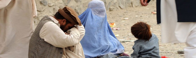 فقر زمینه ساز سربازگیری تروریستان؛ یک سوم شهروندان افغانستان در فقر مطلق به سر می برند