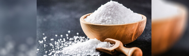 ۱۳ کاربرد عجیب و بسیار مفید نمک در خانه!