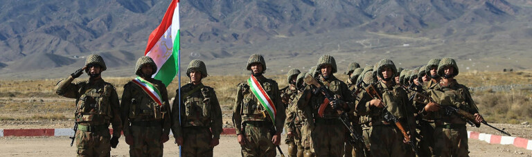 تاجیکستان برای تقویت مرز خود با افغانستان ۲۰ هزار سرباز احتیاطی را بسیج می کند