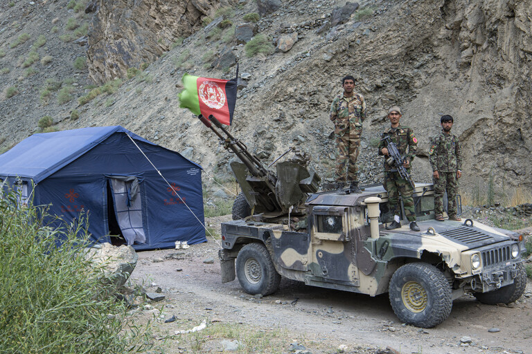 جنگ علیه طالبان در مرکز افغانستان، جنگ میان مرگ و زندگی است
