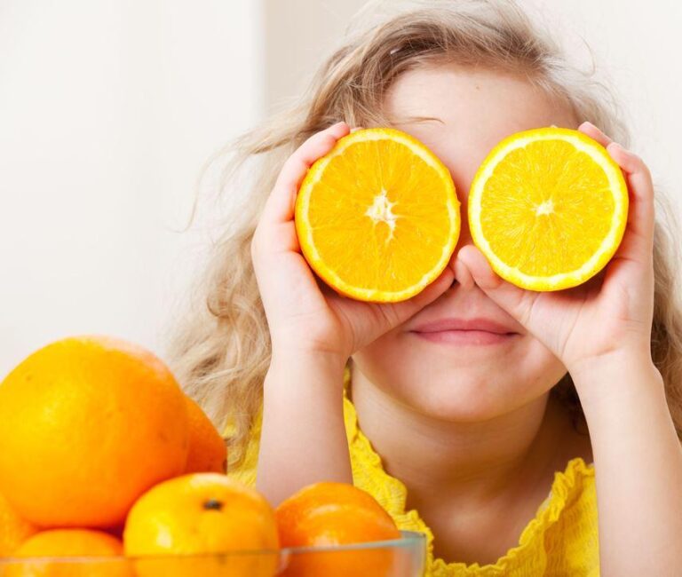 تقویت سیستم ایمنی کودکان: ۲۸ ماده غذایی که سیستم ایمنی کودکان را قوی تر می کنند