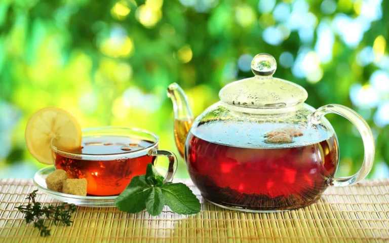 چای برای سرماخوردگی: ۱۰ دمنوش و چای موثر برای مقابله با سرماخوردگی