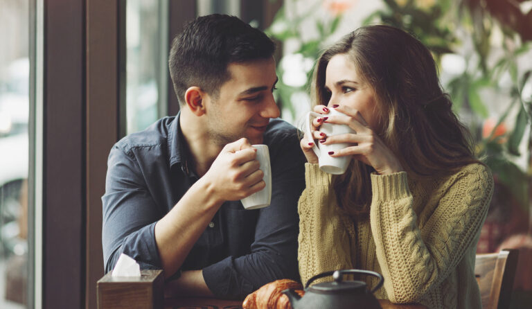 حفظ رابطه عاشقانه: ۷ ایده برای حفظ هیجان و تازگی در یک رابطه
