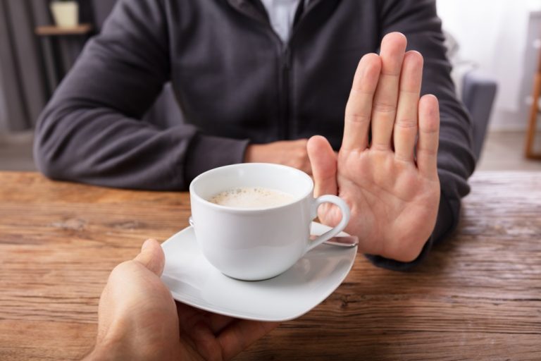 6 دلیل مهم برای آنکه نوشیدن قهوه را ترک کنید!