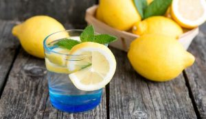 خواص درمانی ترکیب آب گرم و لیمو