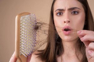 روش های فوق العاده موثر برای موهای خشک و وز