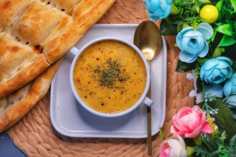 طرز تهیه سوپ ماهلوتای ترکیه ای، یک سوپ مقوی و رژیمی