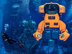 ربات آکوانات؛ ربات زیردریایی هوشمند