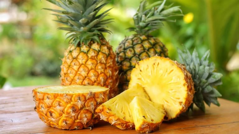 فواید آناناس؛ 8 مزیت شگفت انگیز آناناس برای سلامتی بدن